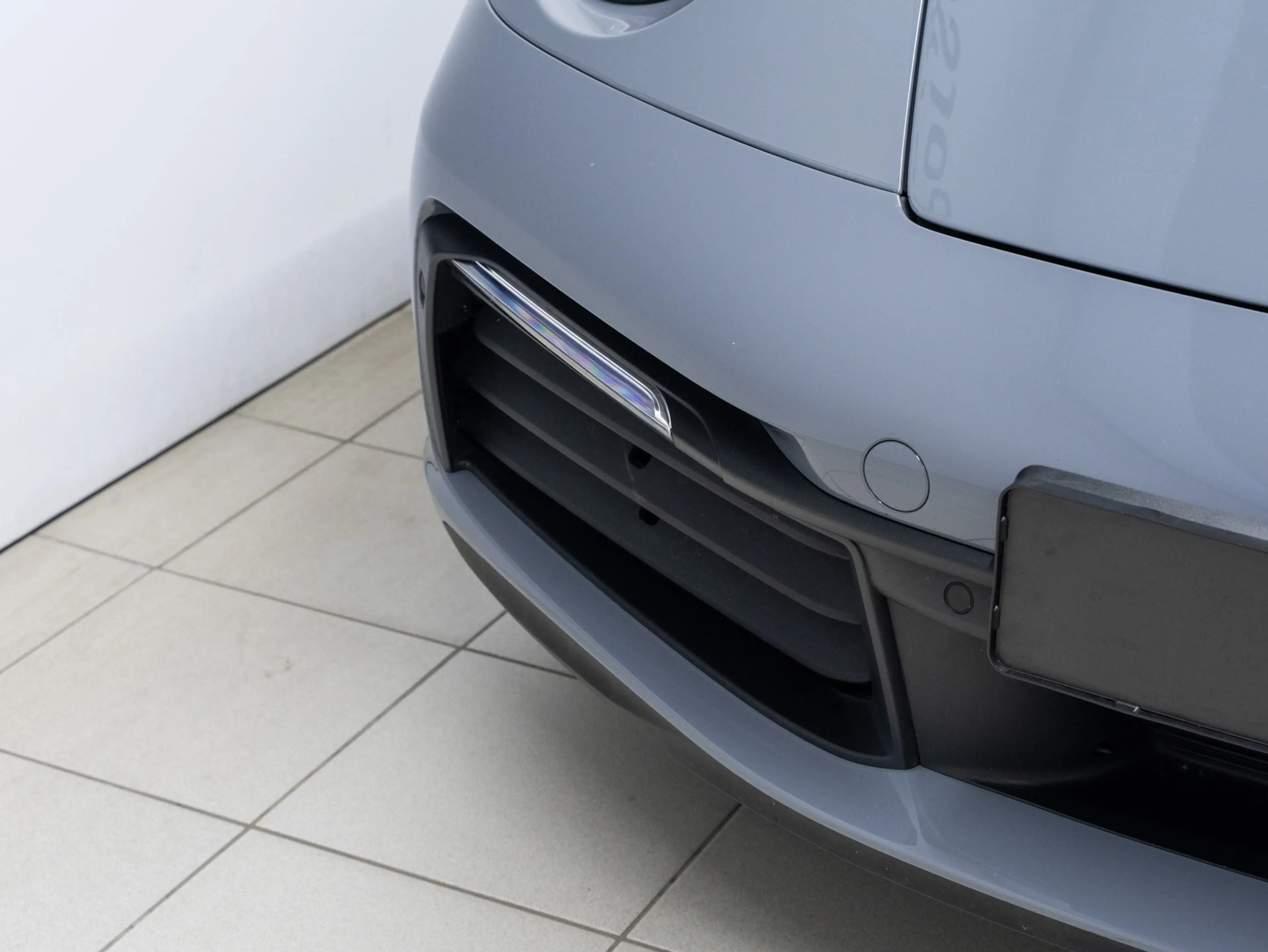 Porsche 992 Carrera 4S Cabriolet — photo 13