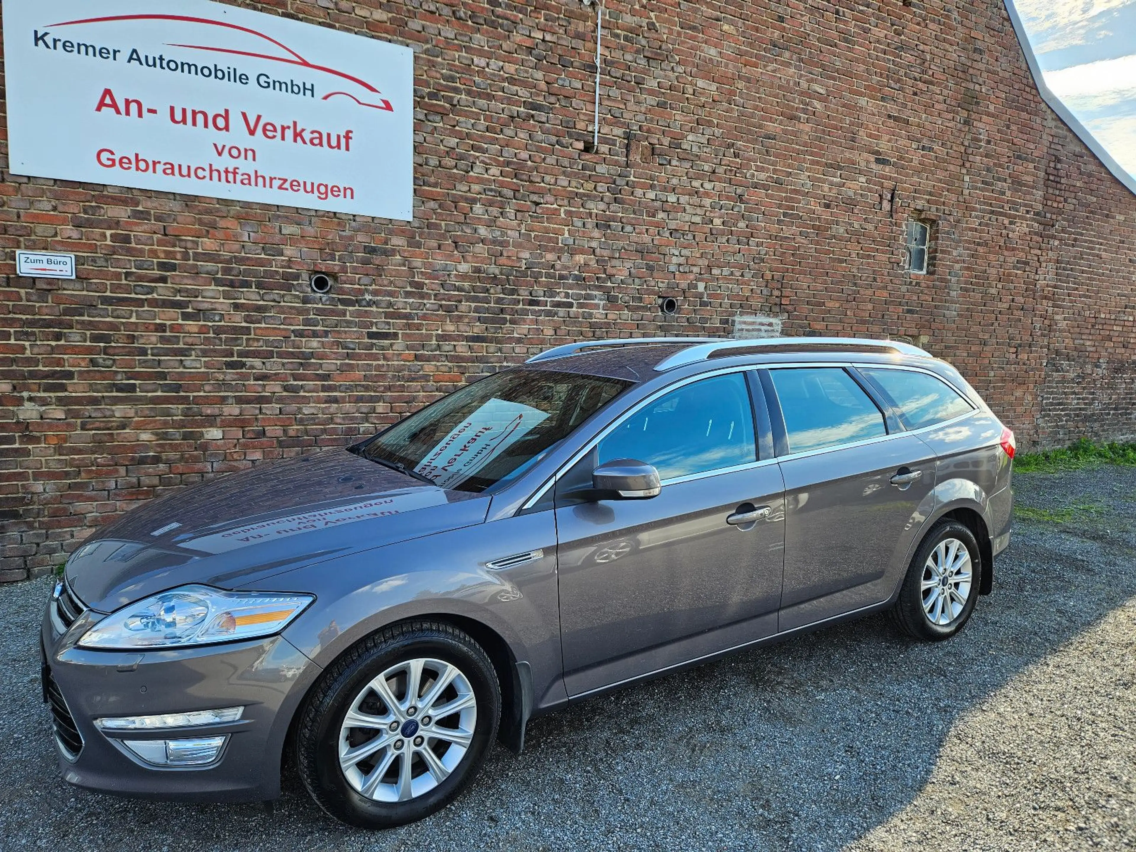 Ford Mondeo Turnier Titanium 1 Hand