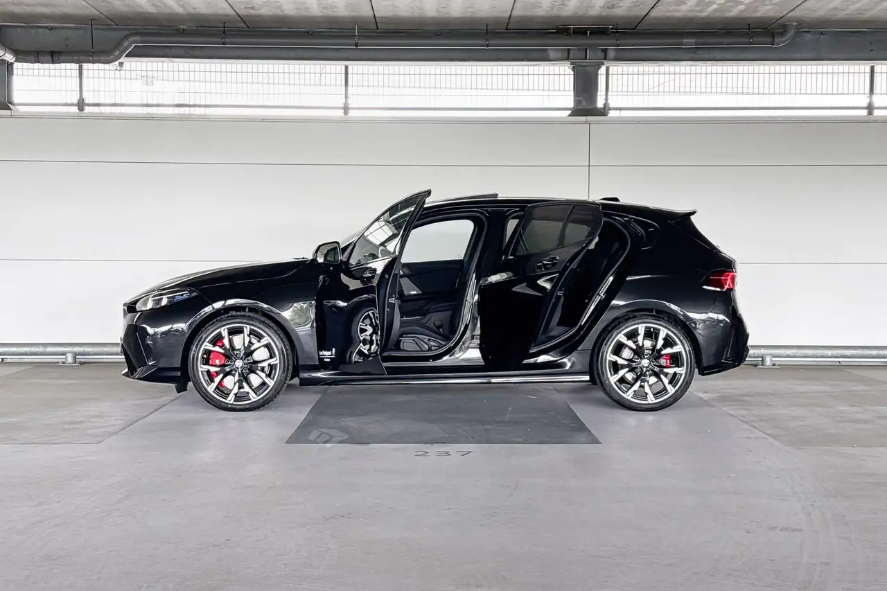 BMW 1 Series 2026