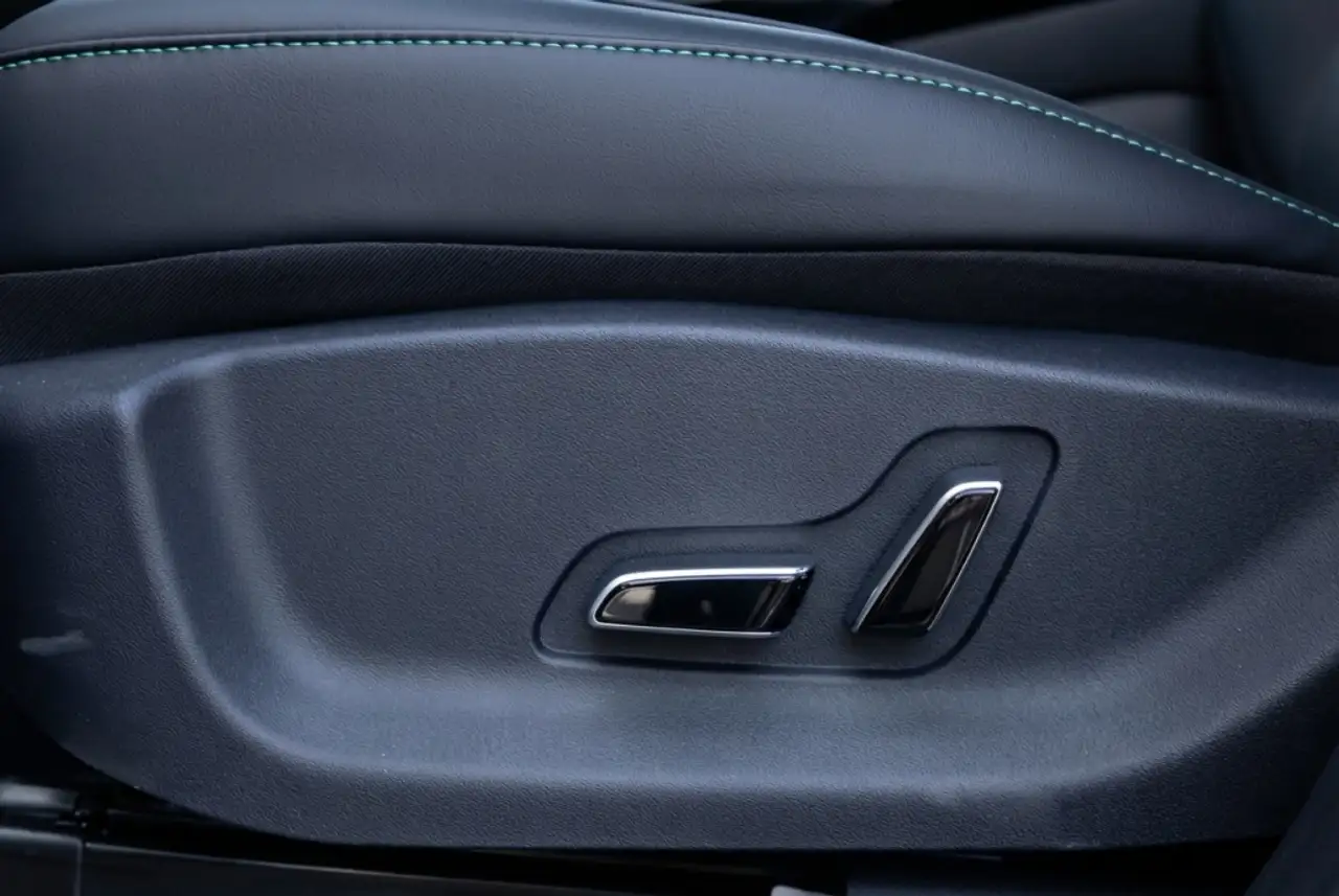 BYD Seal U 2026 — фото 30