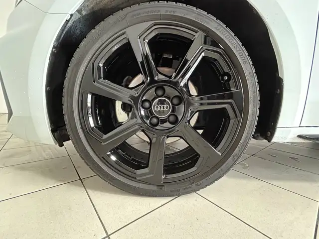 Audi A1 view 8