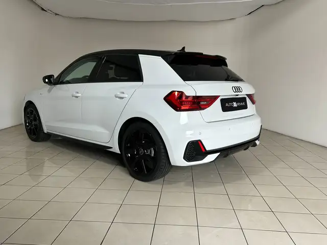 Audi A1 view 6