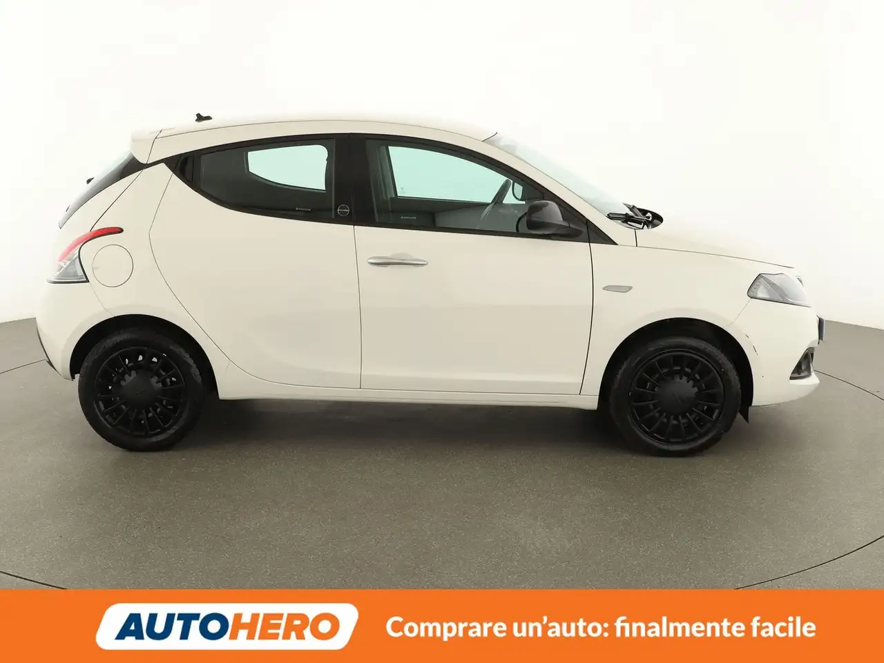 Lancia Ypsilon 2021 — фото 7