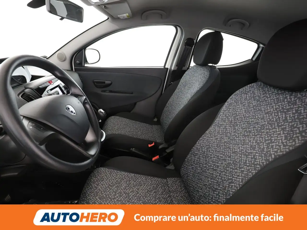 Lancia Ypsilon 2021 — фото 11