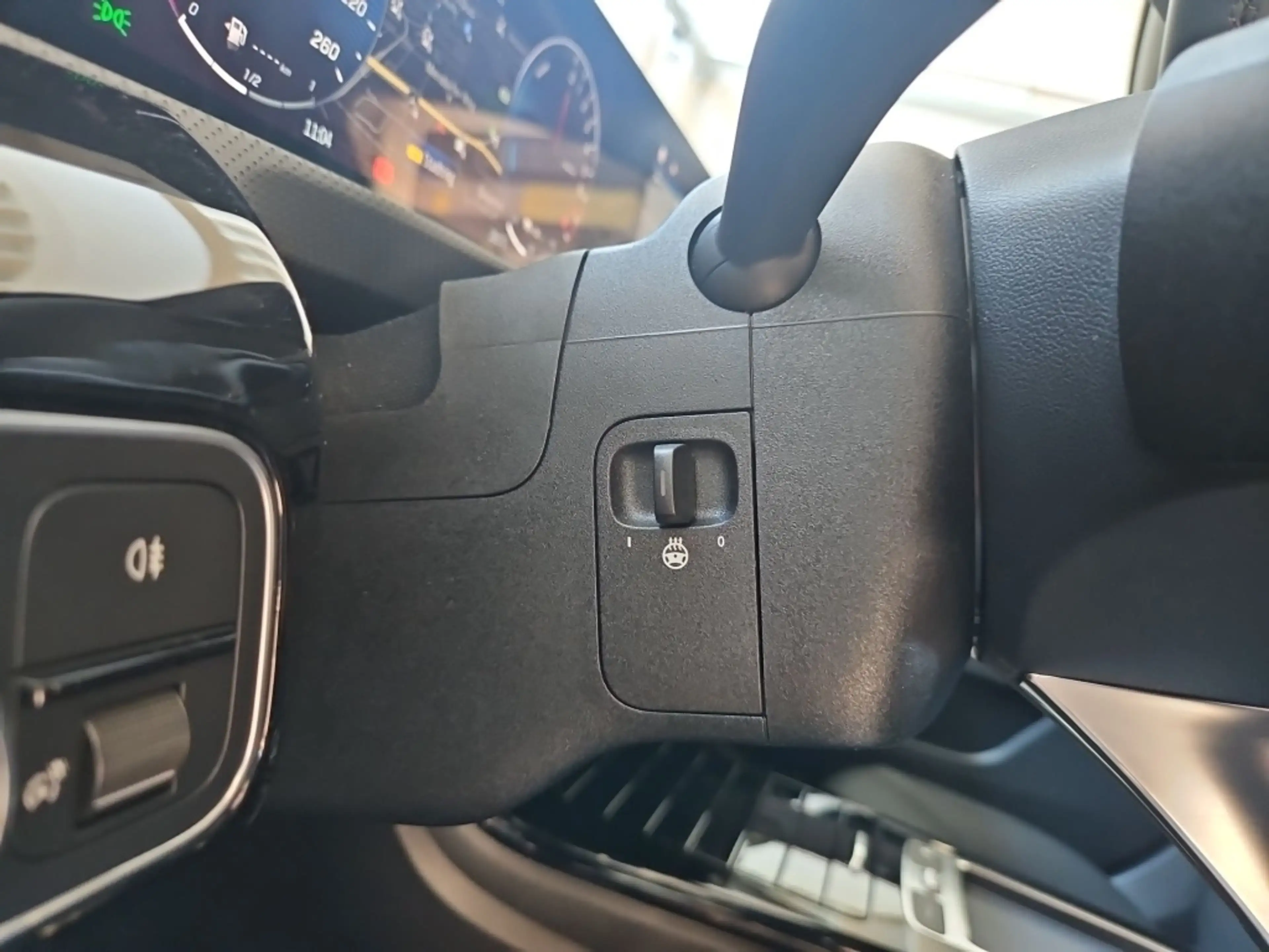 Mercedes-Benz A 250 A250e Progressive Totwi. LED SHZ Tempomat KAM — photo 15