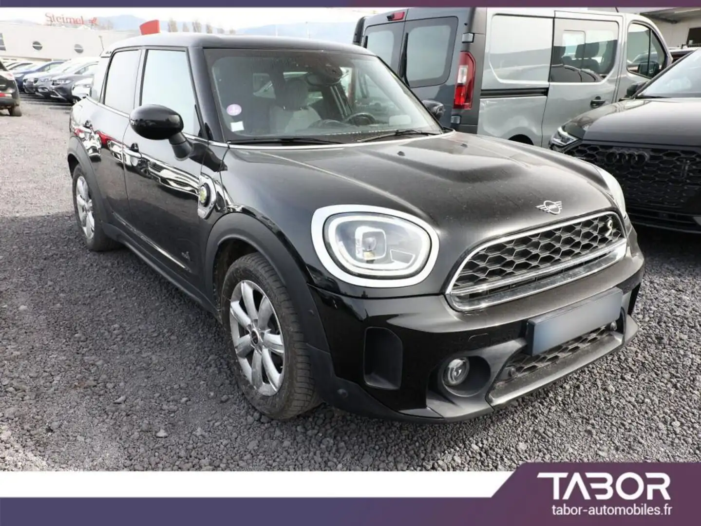 MINI Cooper Countryman 220 Aut. SE 4x4 LED GPS crna - 2
