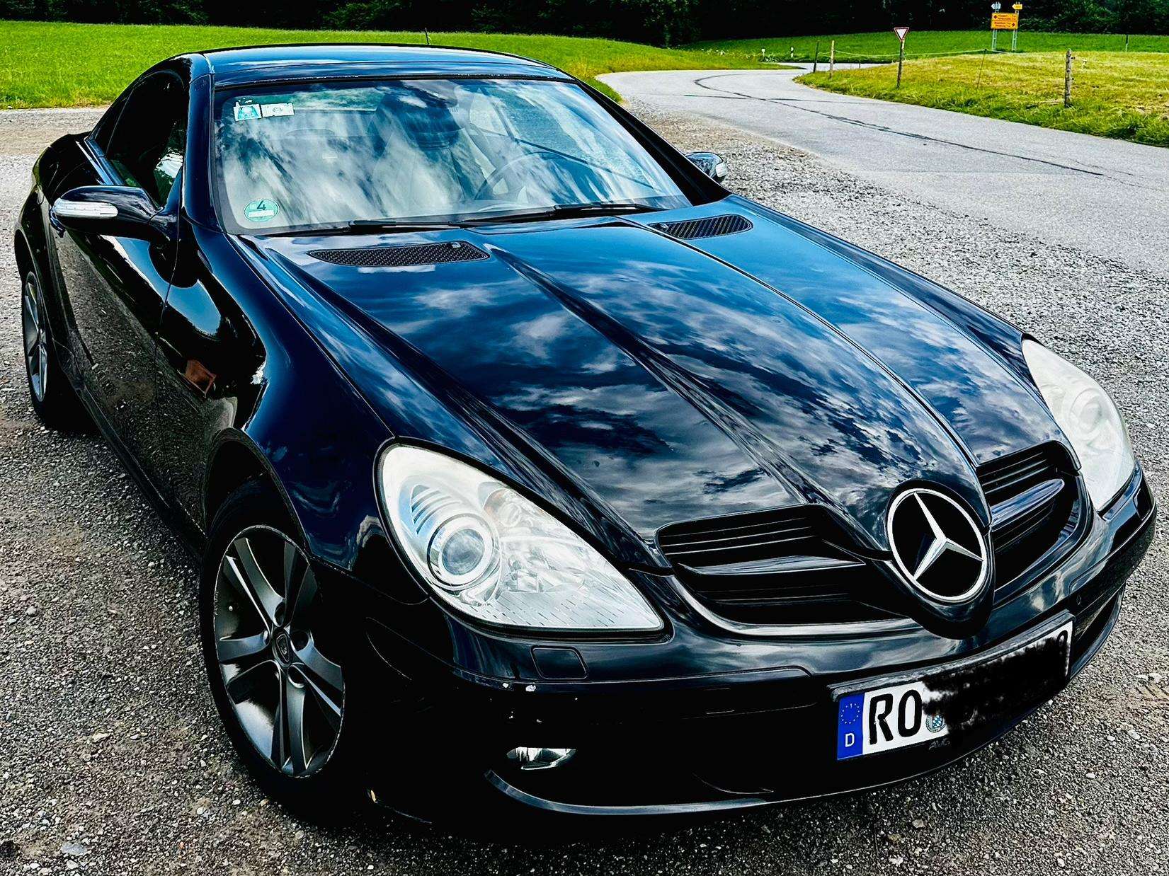 Second hand Mercedes Benz Slk-Class 200