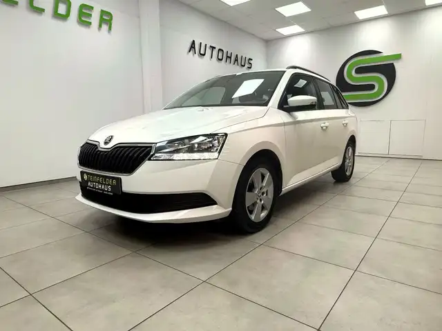 Skoda Fabia view 2