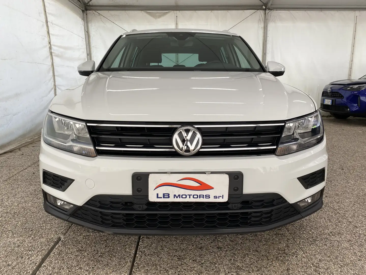 Volkswagen Tiguan Tiguan 2.0 tdi Business 150cv dsg Bianco - 2
