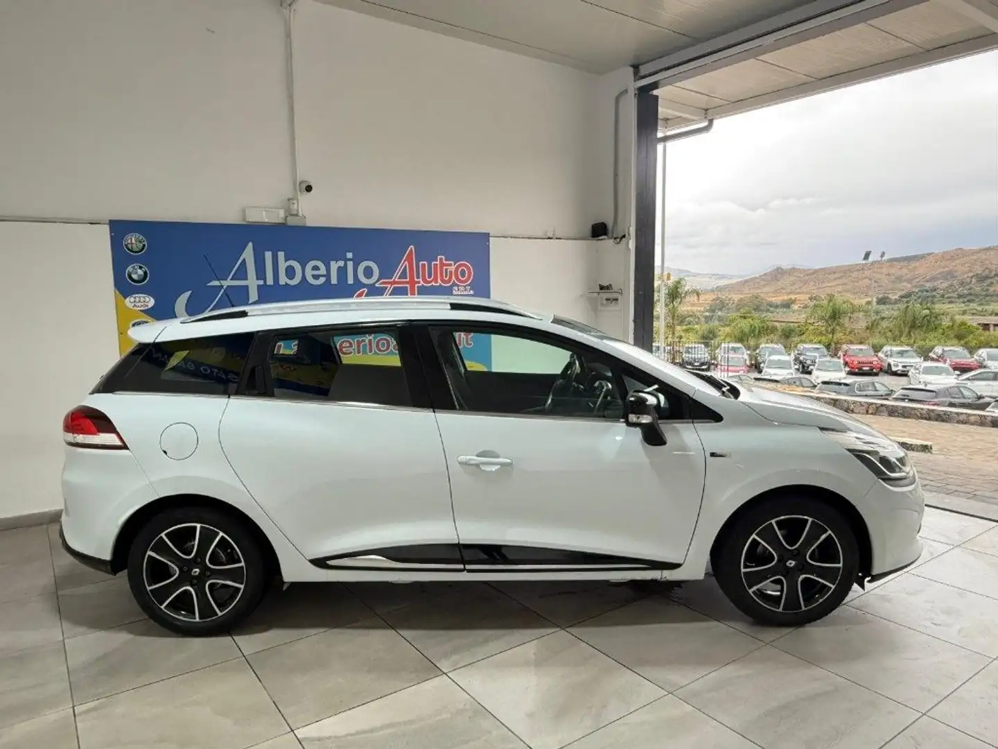 Renault Clio dCi 8V 90 CV Start&Stop 5 porte Energy Duel Bianco - 2