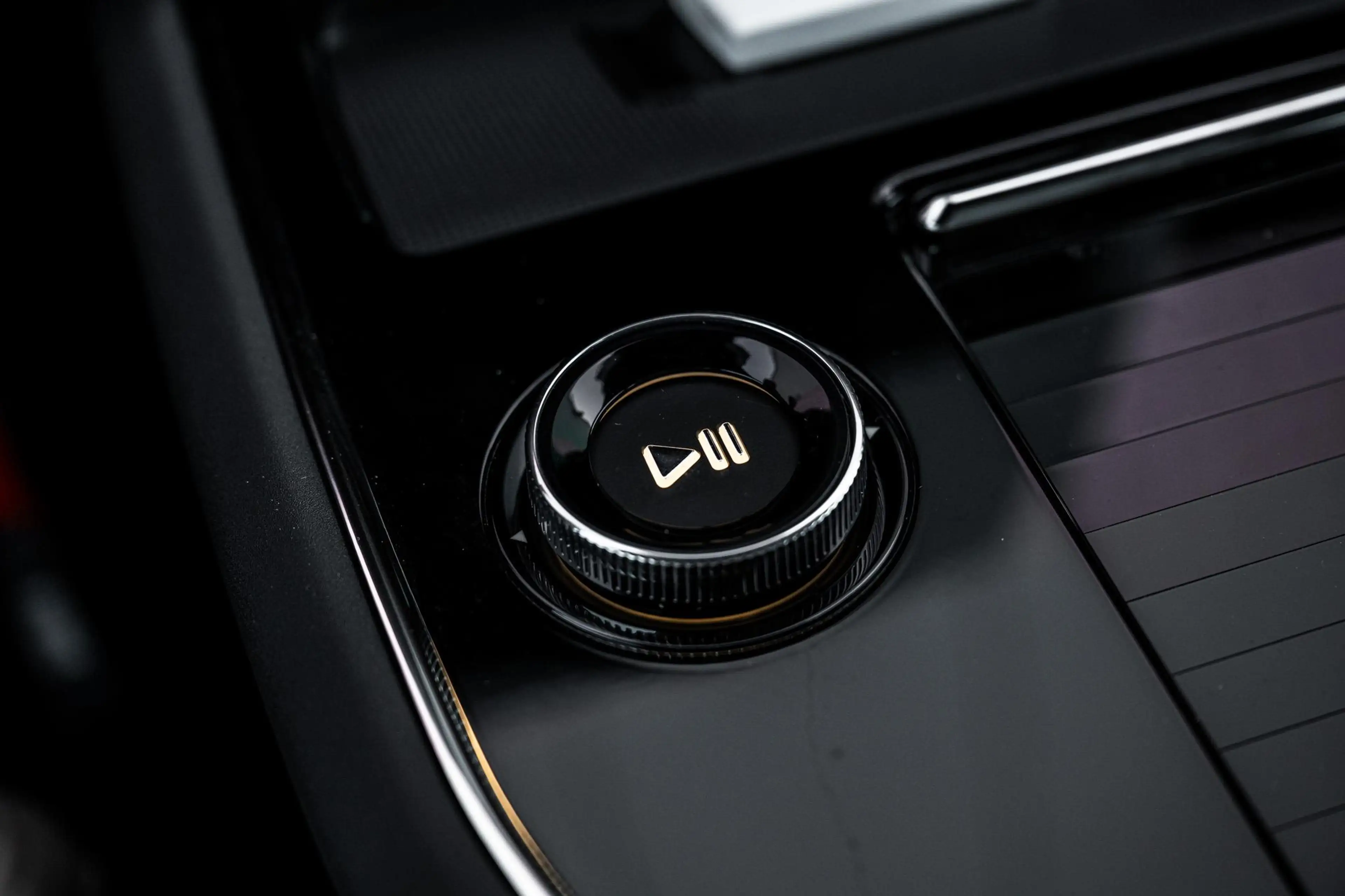 Polestar 3 Long range Dual motor 111 kWh Pilot Plus | 1.3 Meg — photo 15
