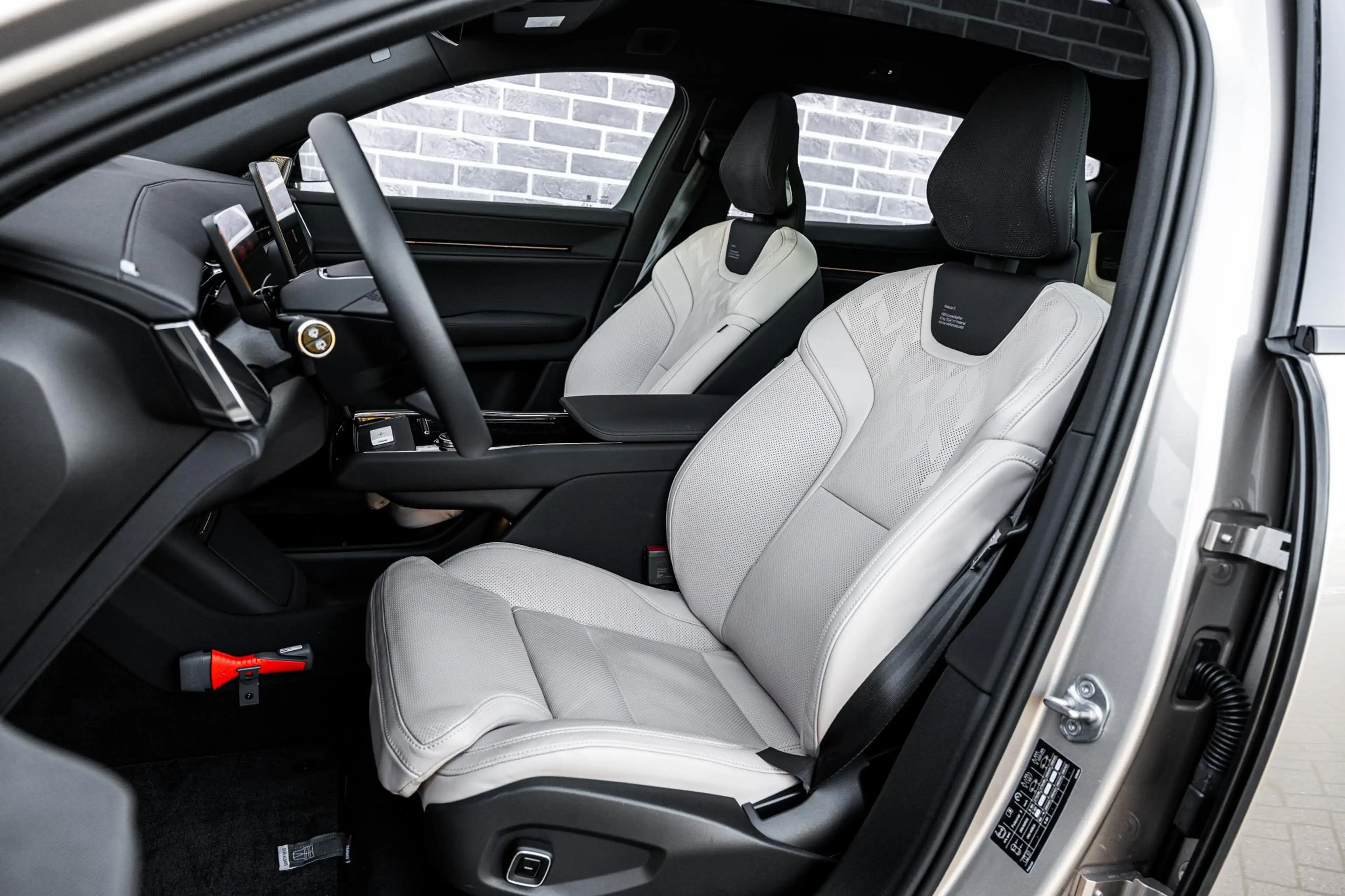 Polestar 3 Long range Dual motor 111 kWh Pilot Plus | 1.3 Meg — photo 6