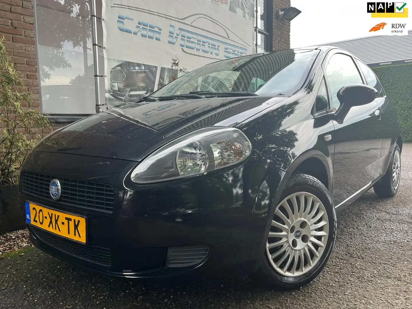 Fiat Grande Punto 1.4 Dynamic|Automaat| Zwart - 1