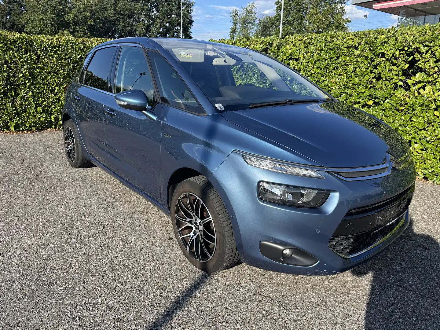 Citroen C4 Picasso BlueHDi 120 6-Gang Exclusive Blau - 2