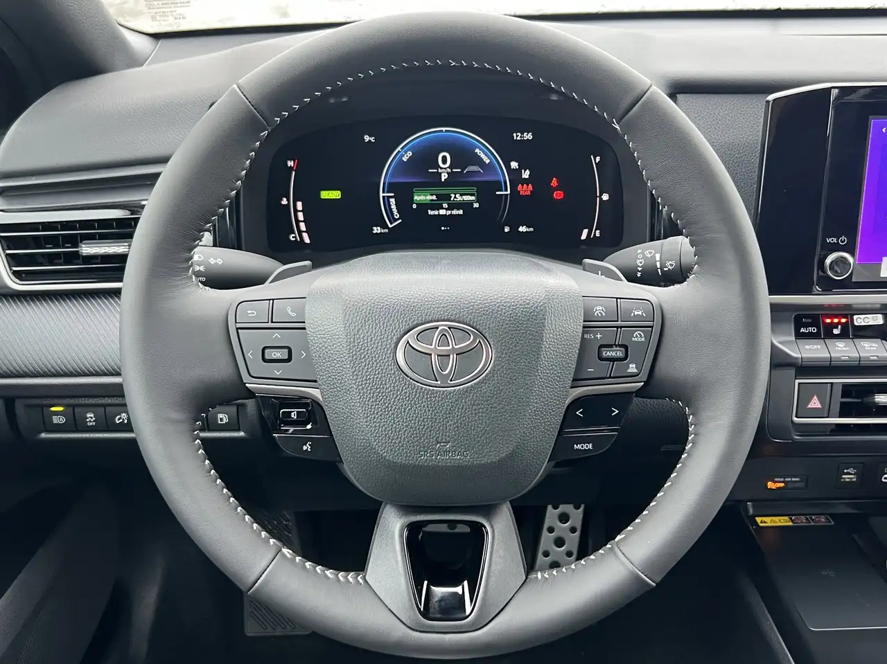 Toyota Camry снимка Toyota Camry