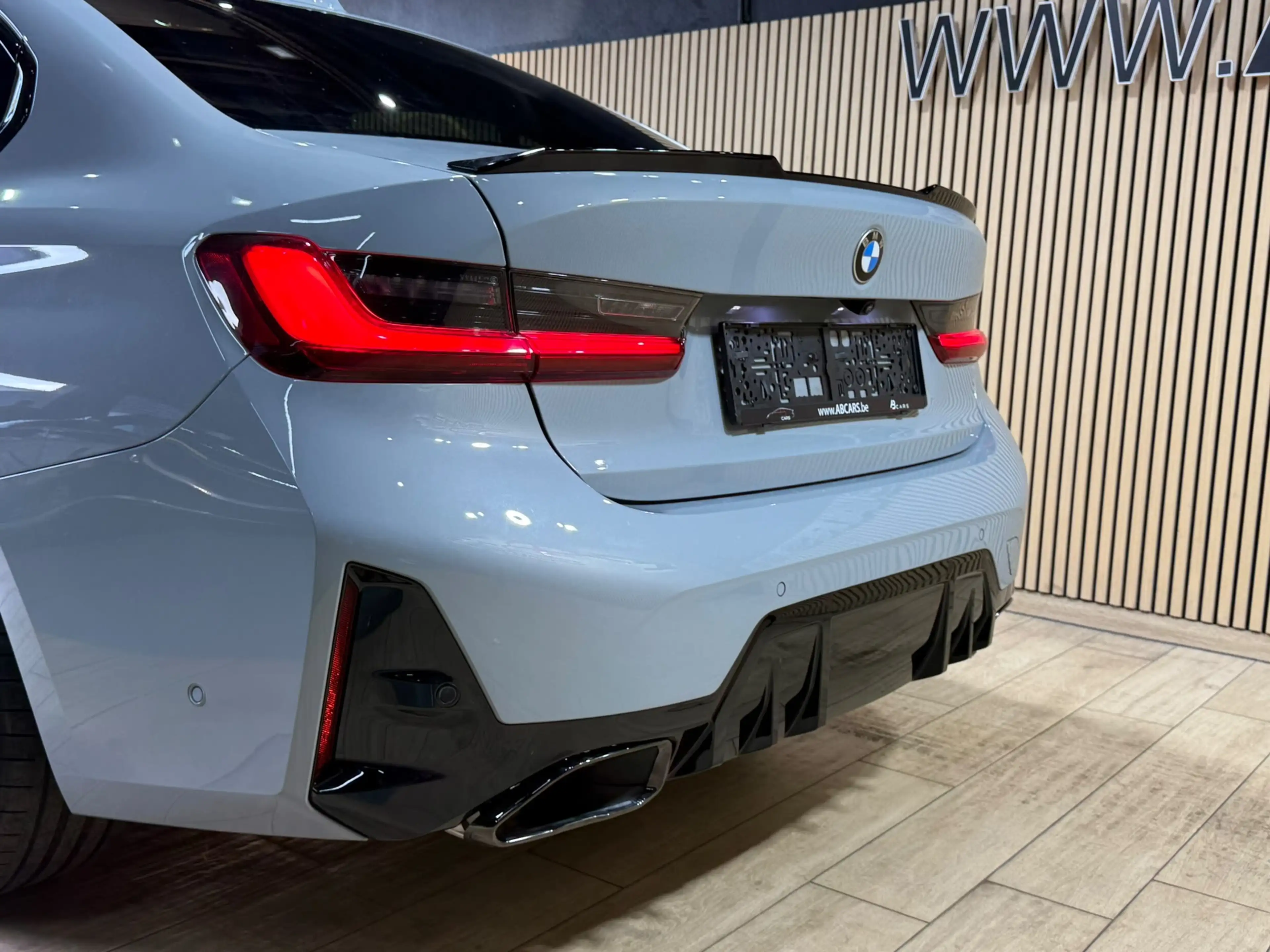 BMW 318 dA MHEV * PACK M * GARANTIE 12 MOIS * 1ER PROP * — photo 5