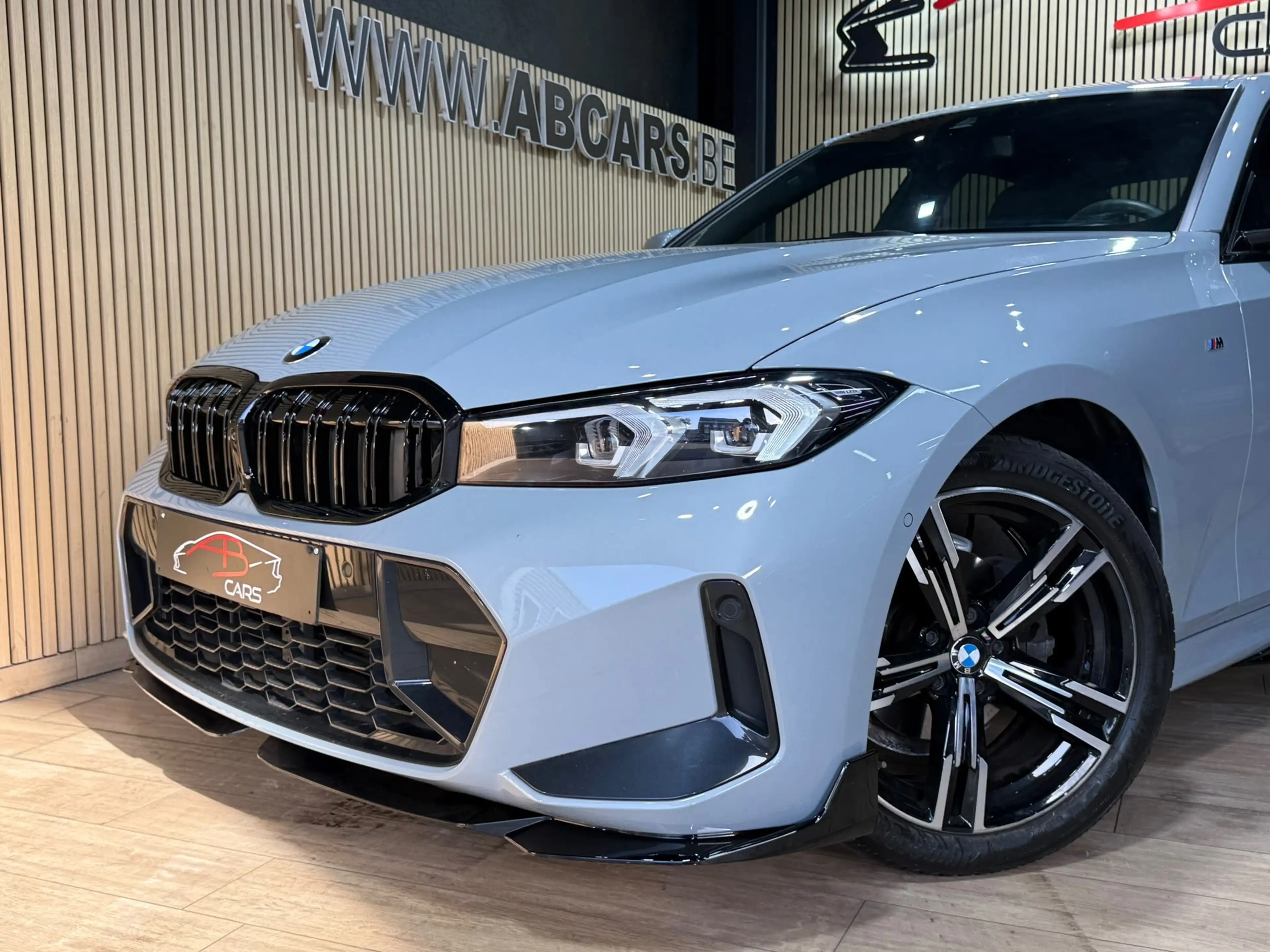 BMW 318 dA MHEV * PACK M * GARANTIE 12 MOIS * 1ER PROP * — photo 2