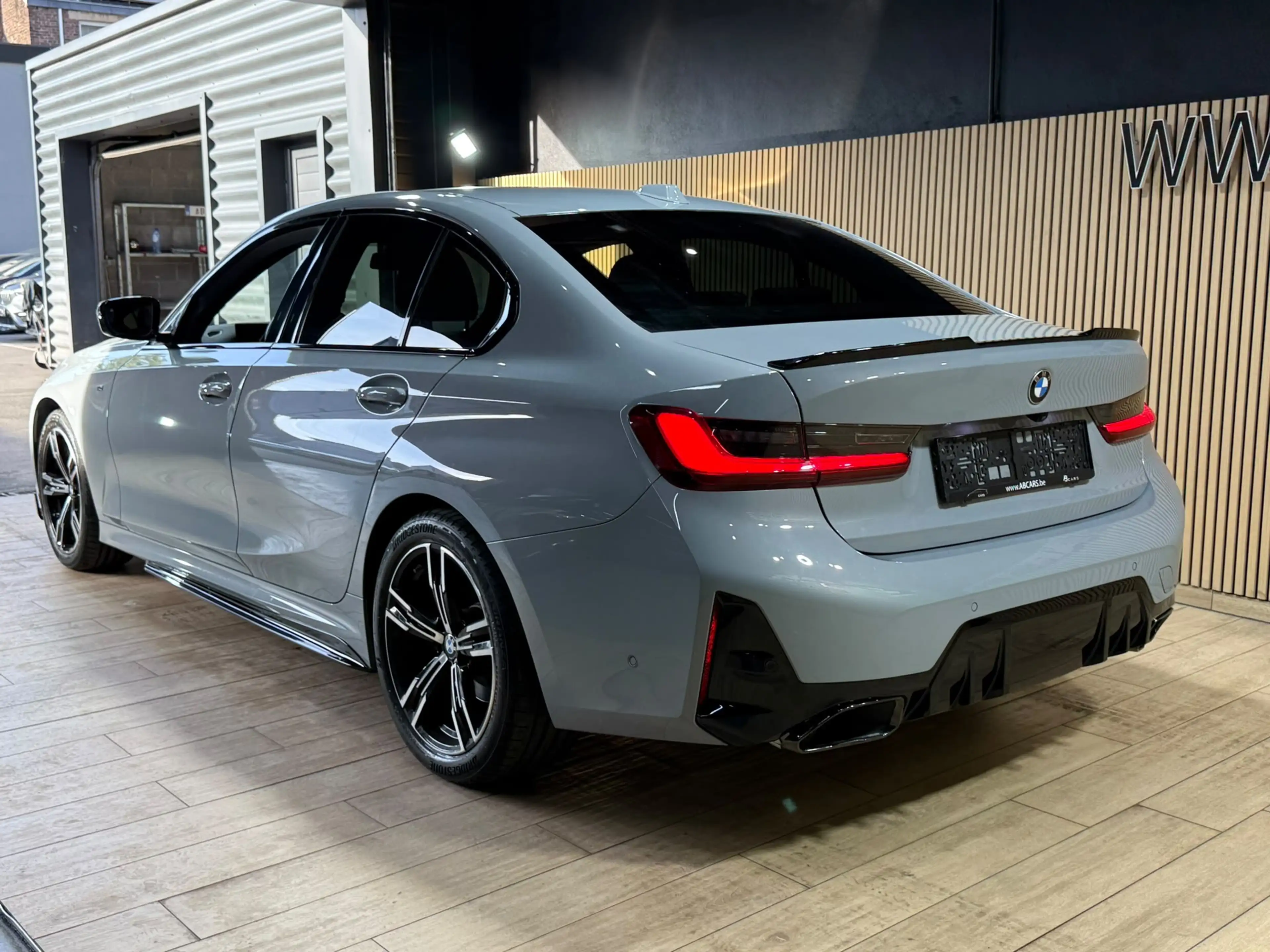 BMW 318 dA MHEV * PACK M * GARANTIE 12 MOIS * 1ER PROP * — photo 9