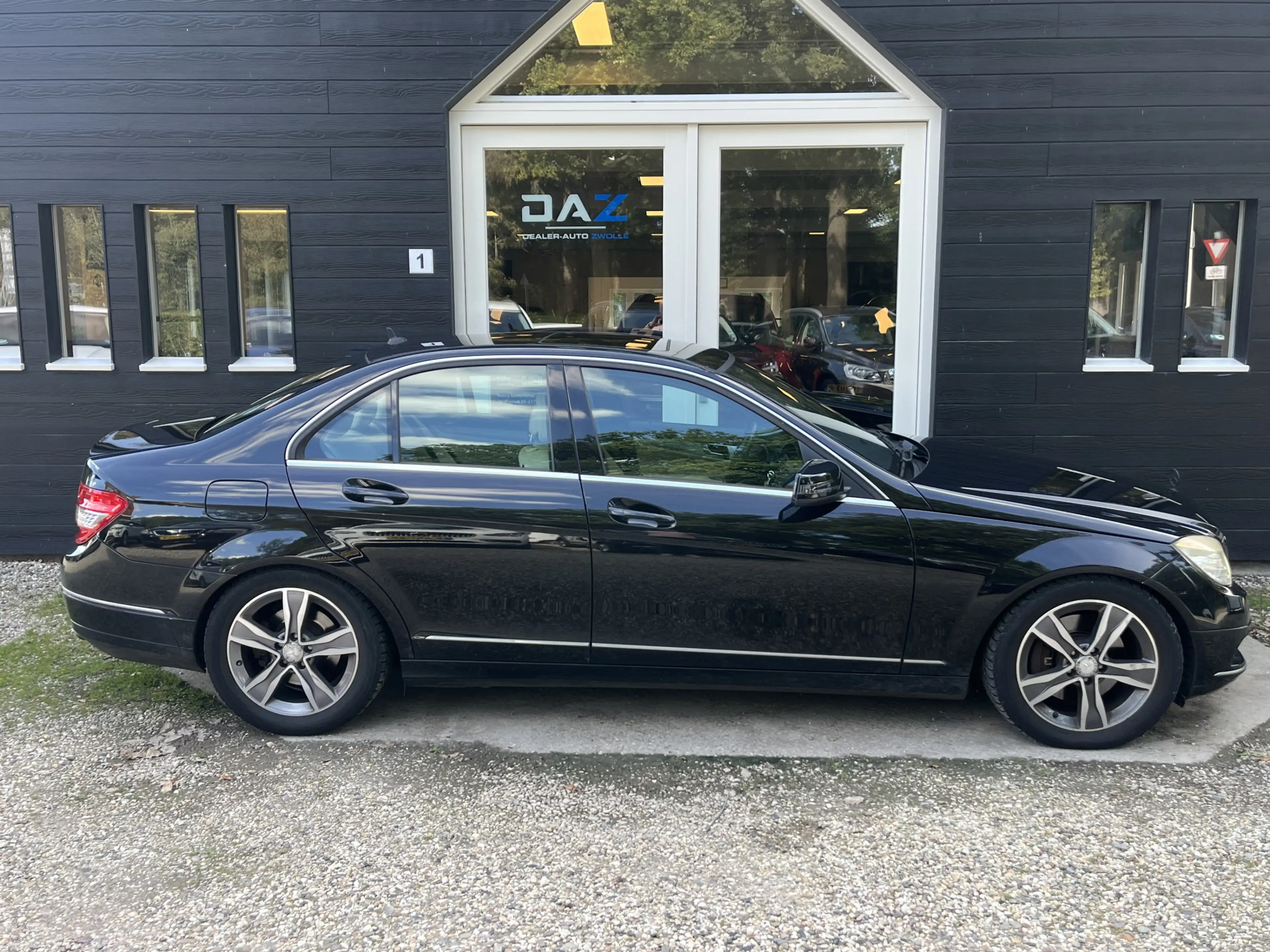 Mercedes-Benz C 350 Elegance Aut/Ecc/Leer/Navi/Pano/Lm — photo 2