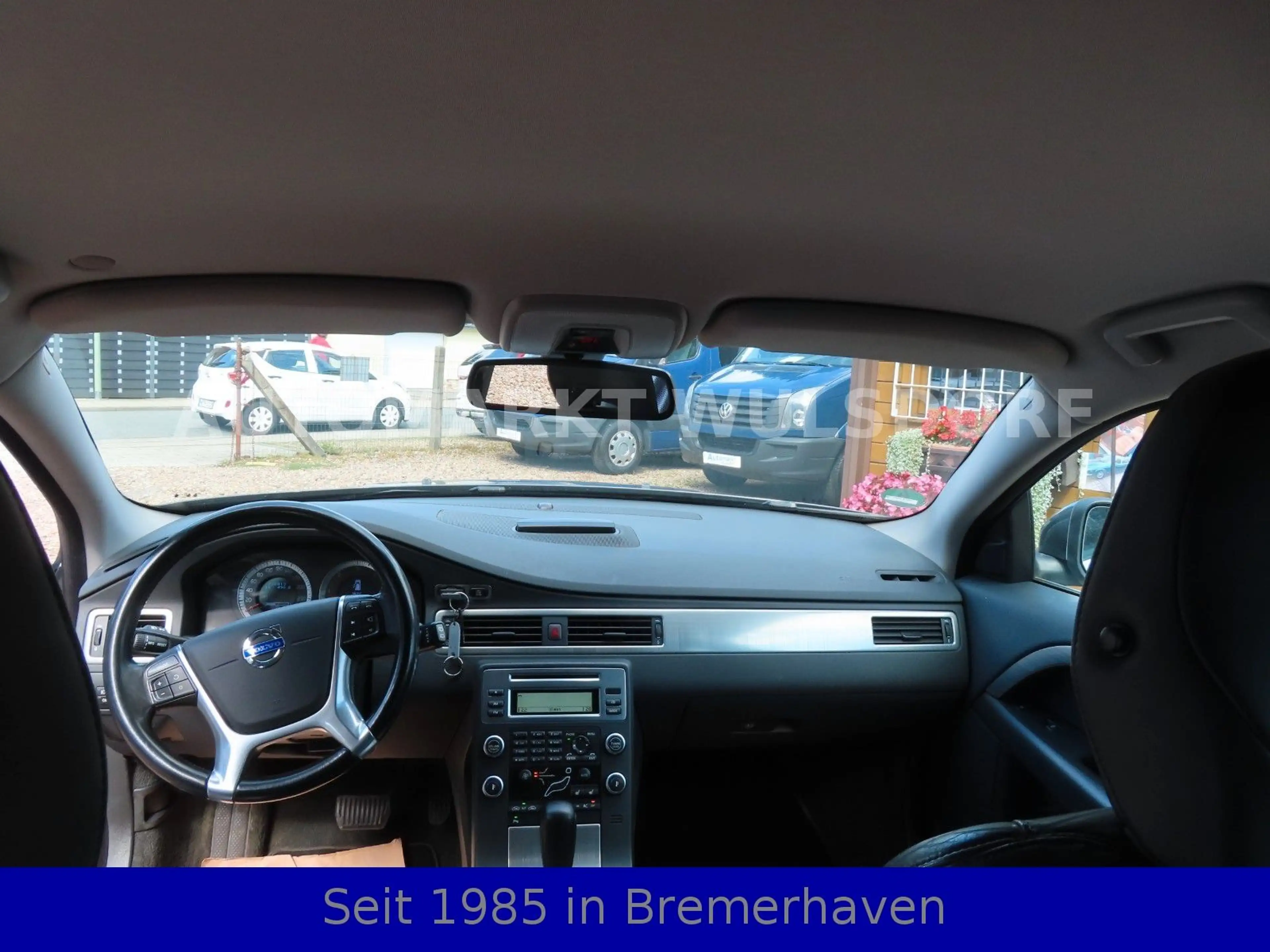 Volvo V70 Kombi Momentum,2,4D,AUTOMATIK,Leder,AC,AHK — photo 5