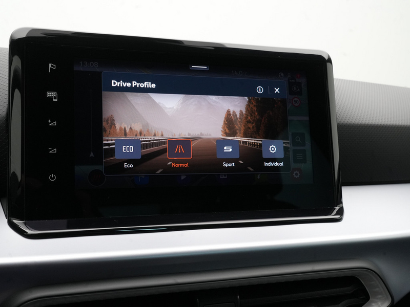 SEAT Arona FR DSG NAVI VIRT ACC KAM SHZ CARPLAY LE — photo 10