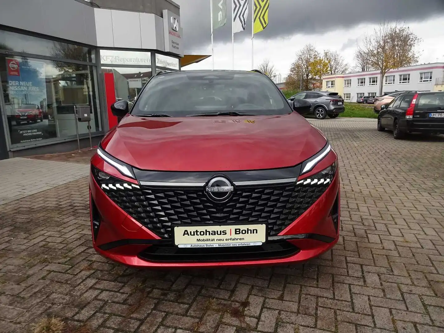 Nissan Qashqai Elektro/Benzin 1.5 VC-T e-Power N-Design, Komfort Rojo - 2