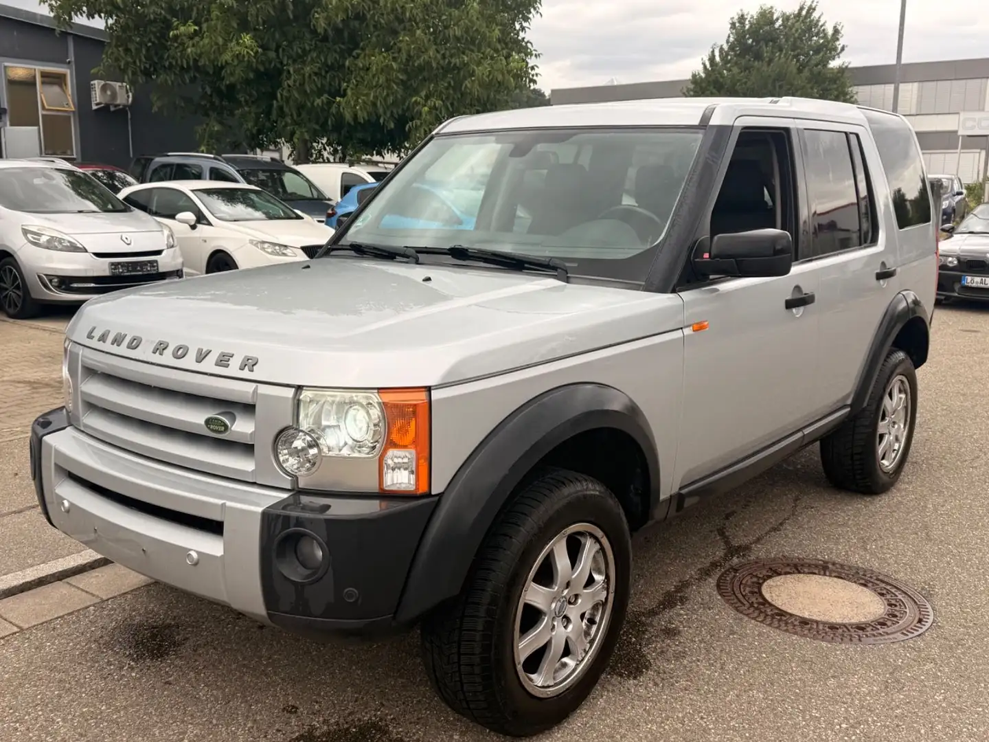 Land Rover Discovery 2.7 V6 TD HSE Grijs - 1