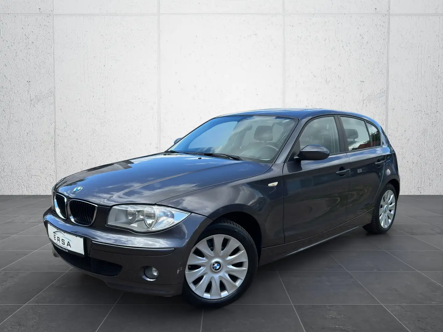 BMW 118 d  *TÜV Neu*PDC*Schiebedach*SHZ Grijs - 1