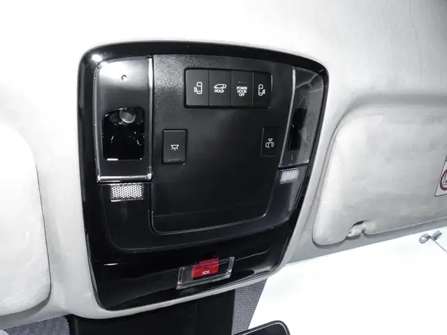 Hyundai Staria view 11