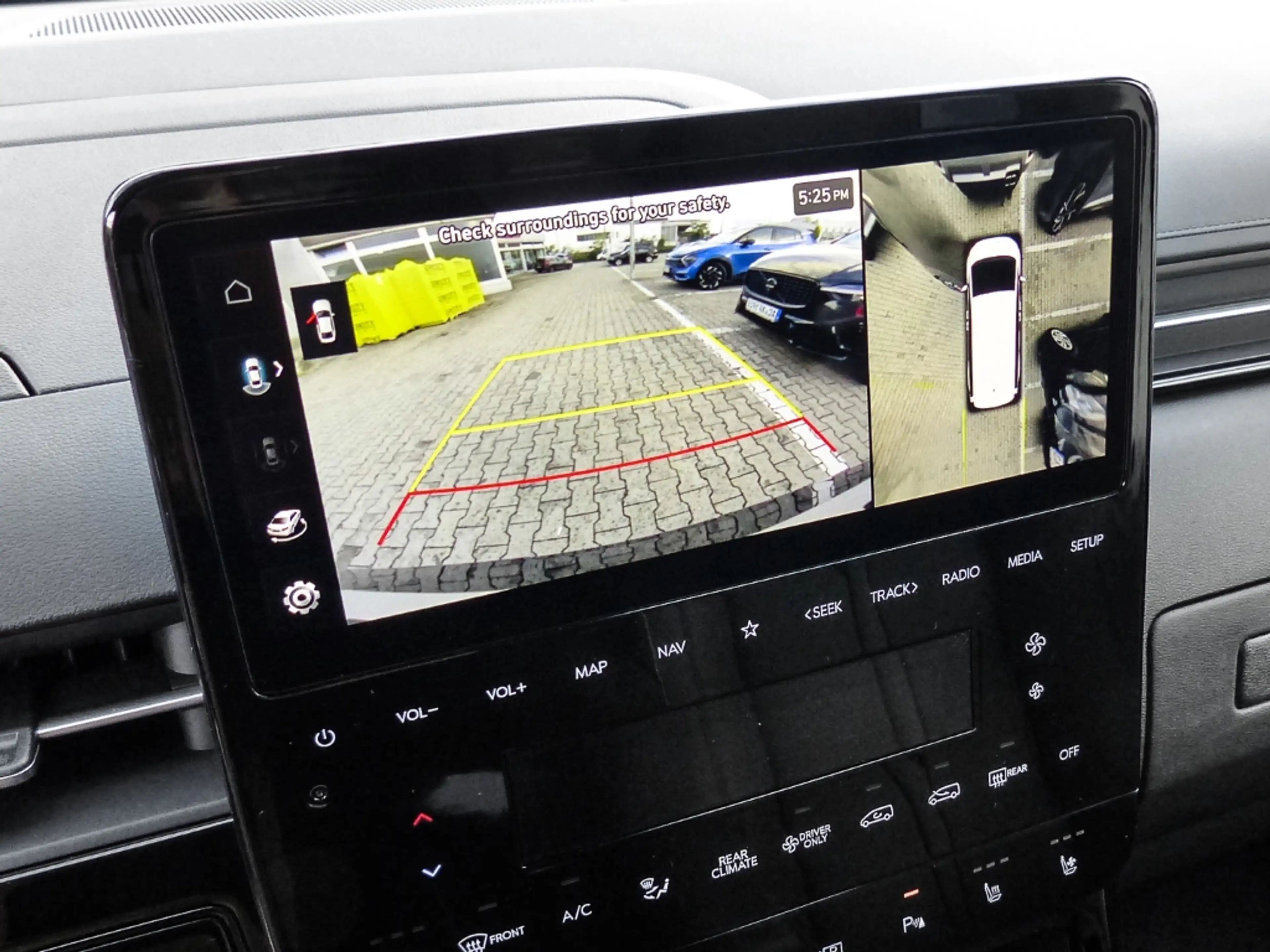 Hyundai STARIA Signature Hybrid 2WD 1.6 T-GDI EU6e 7-Sitzer — photo 8