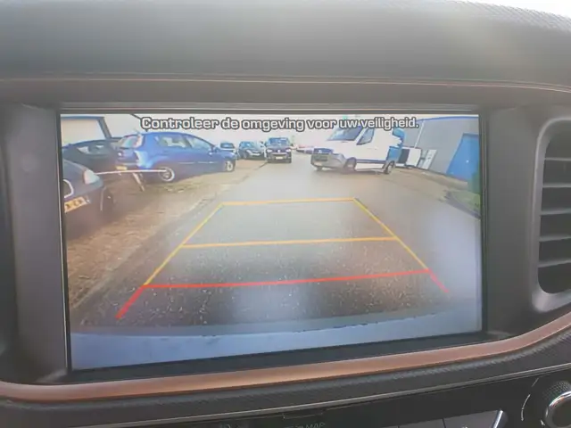 Hyundai Ioniq view 12