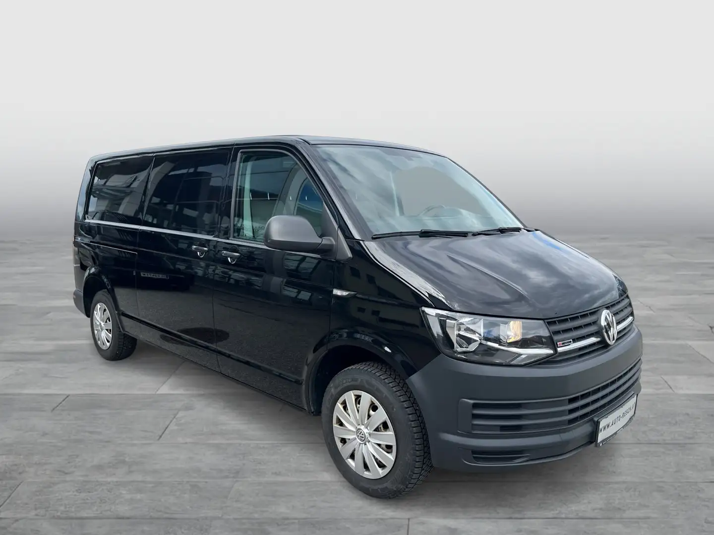 Volkswagen T6 Transporter Kastenwagen lang 4Motion Schwarz - 2