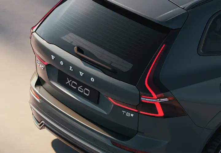 Volvo XC60 2.0 D4 R-Design 6V 2018, foto 23
