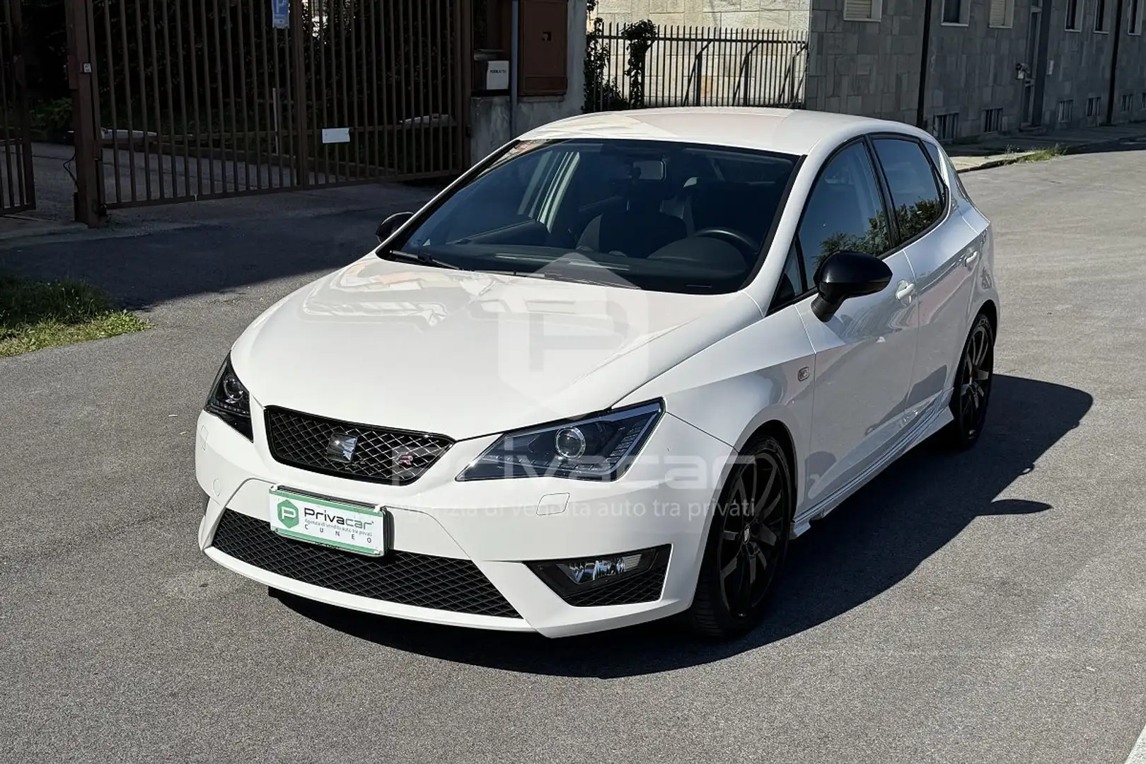 SEAT Ibiza Ibiza 1.2 TSI 90 CV 5p. FR Weiß - 1