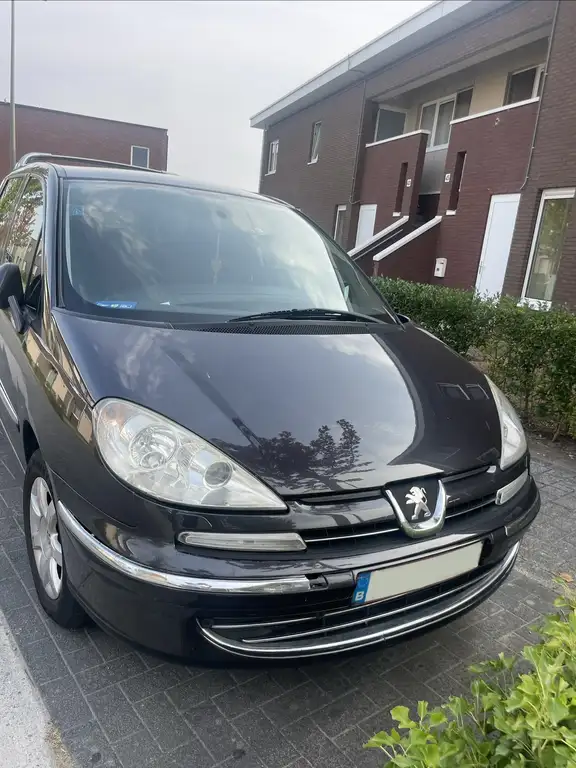 Peugeot 807 2013 из Европы — купить под ключ