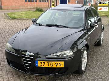 1.6 T.Spark Veloce Collezione ECC Audio/CD Leder L