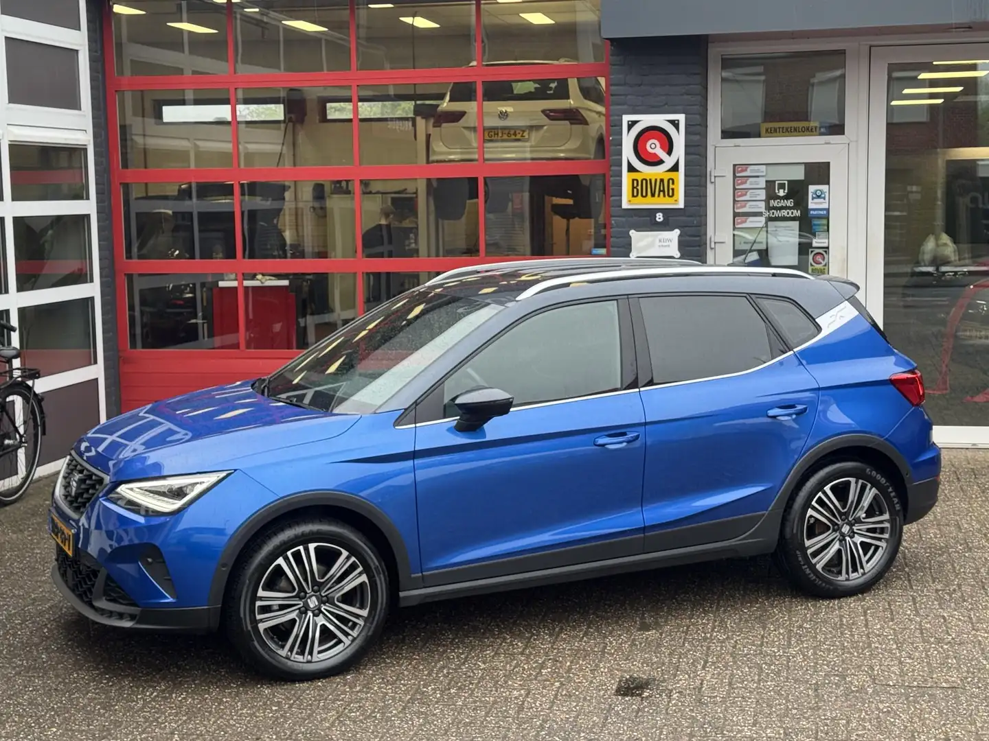 SEAT Arona 1.0 TSI FR Business Connect *NAVI/ACC/CAMERA* Blauw - 2