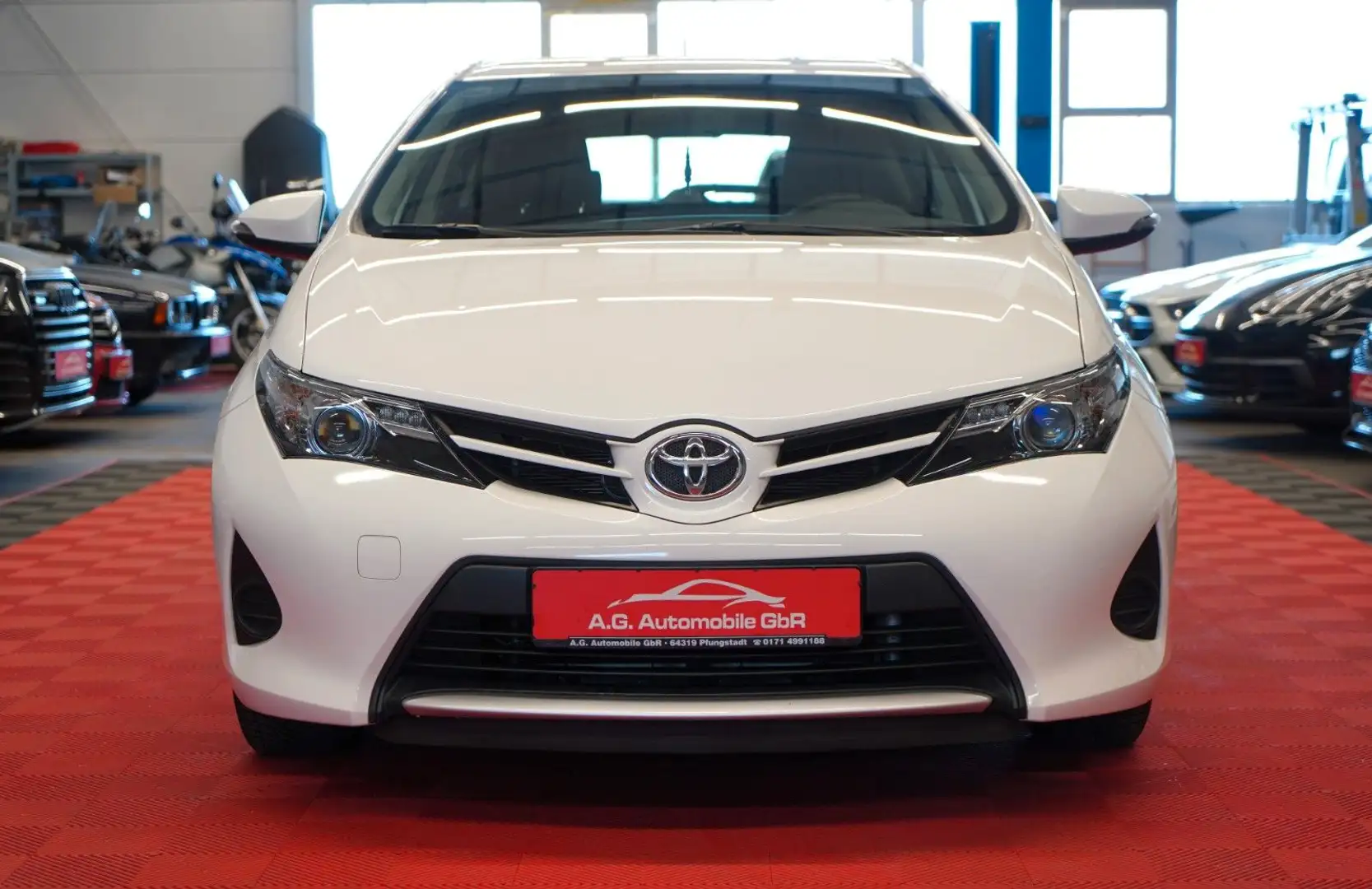Toyota Auris 1.3 Lim. Cool 2.Hand*6Gang*Klimaaut*AUX* Weiß - 2