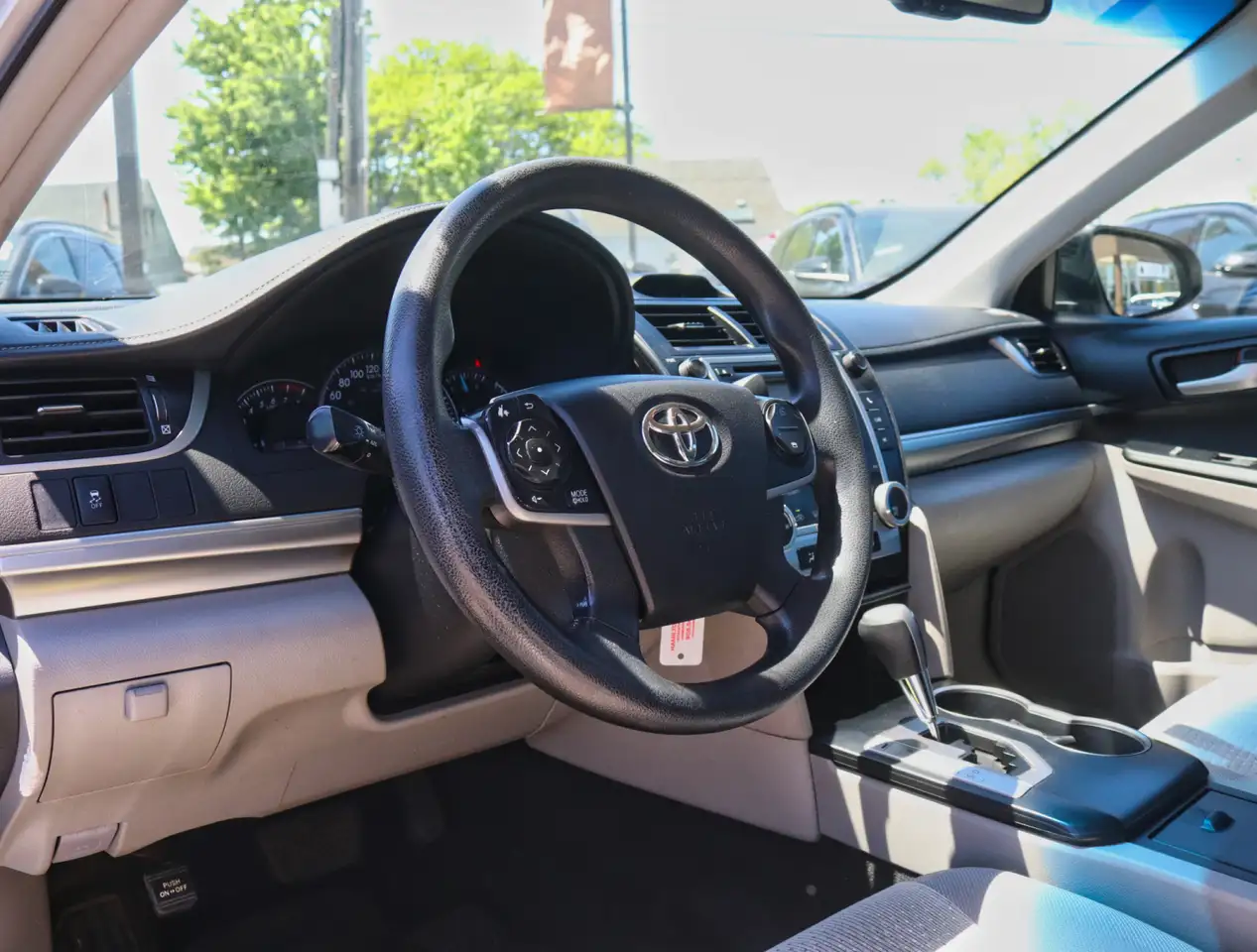 Toyota Camry fotografie Toyota Camry