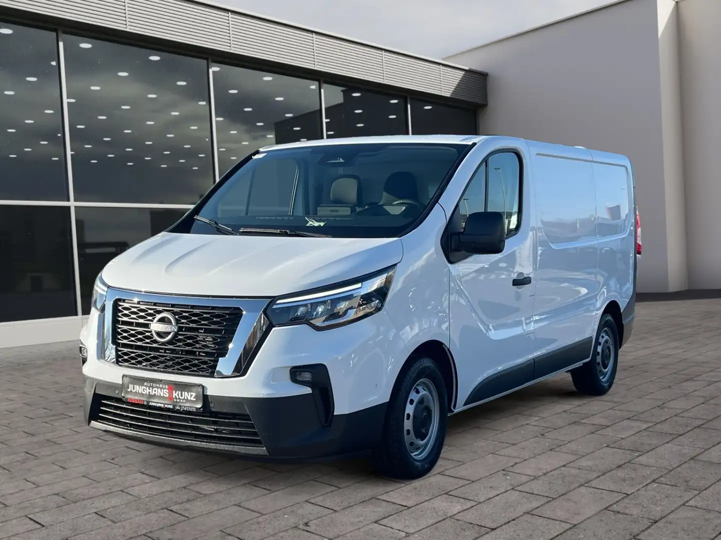 Nissan Primastar Kasten dci150 N-CONNECTA 1ST LADERAUMB Weiß - 2