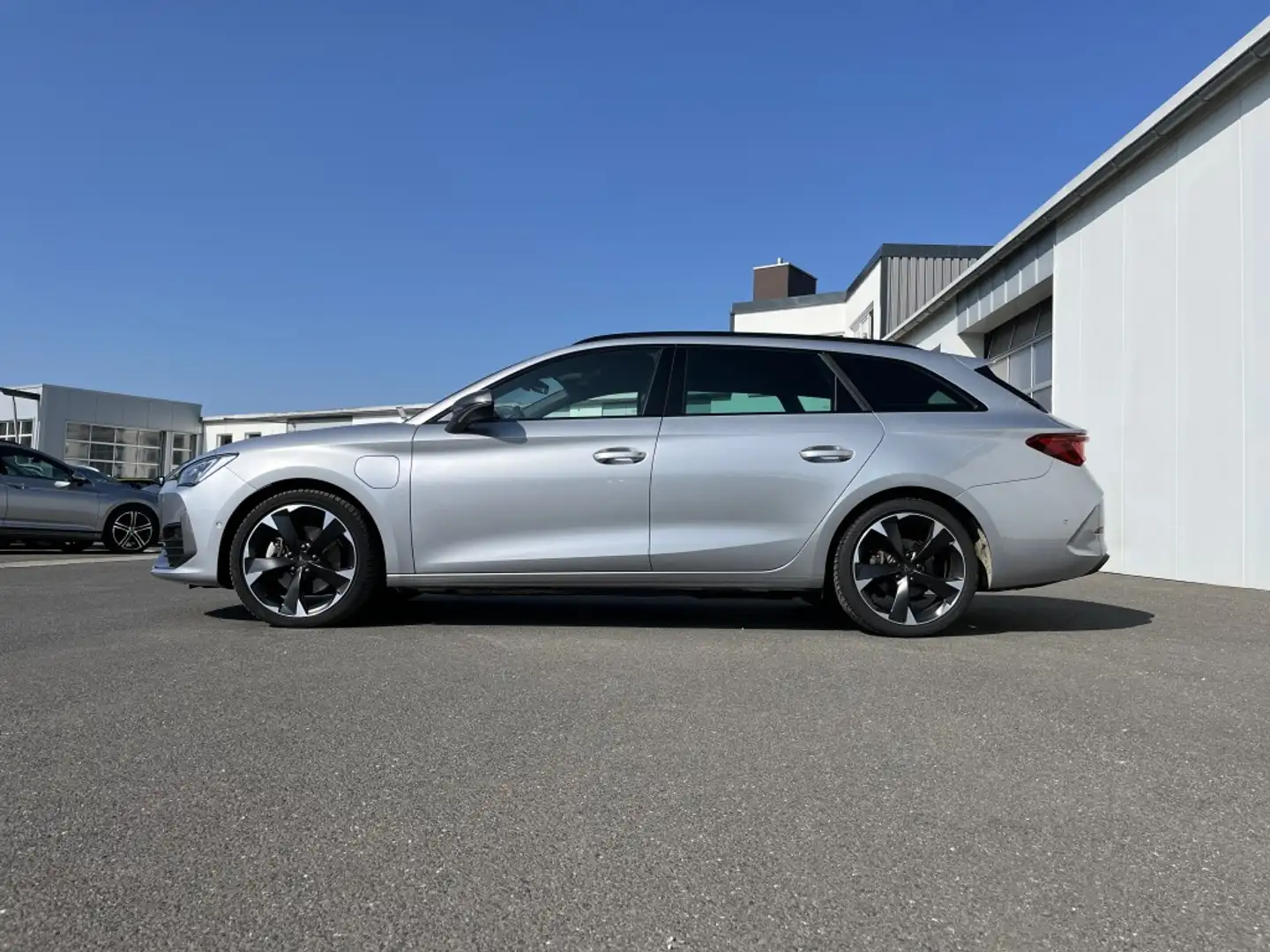 CUPRA Leon SP 1.4 TSI e-Hybrid 156€ m. 20% Anzahlung Digita Argintiu - 2
