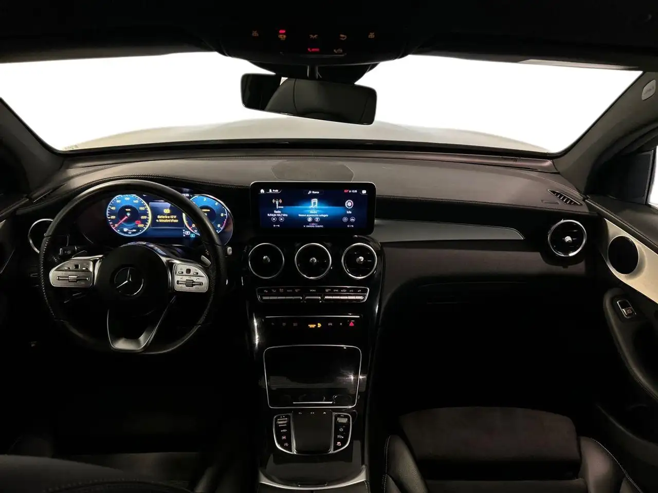 Mercedes-Benz GLC 300 - GLC Coupe 300 d Premium 4matic auto 9