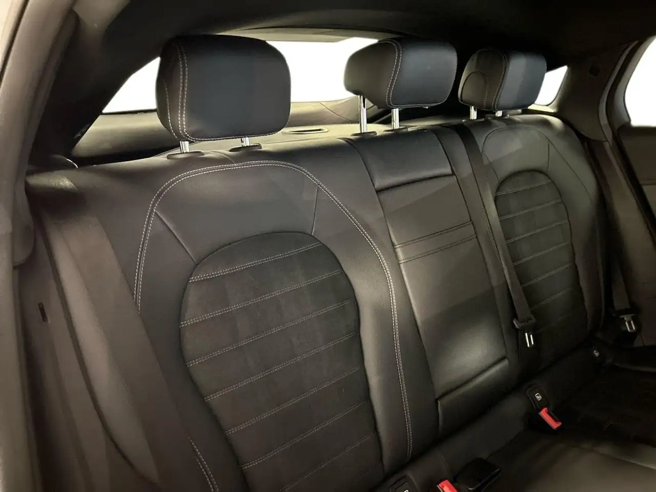Mercedes-Benz GLC 300 - GLC Coupe 300 d Premium 4matic auto 16