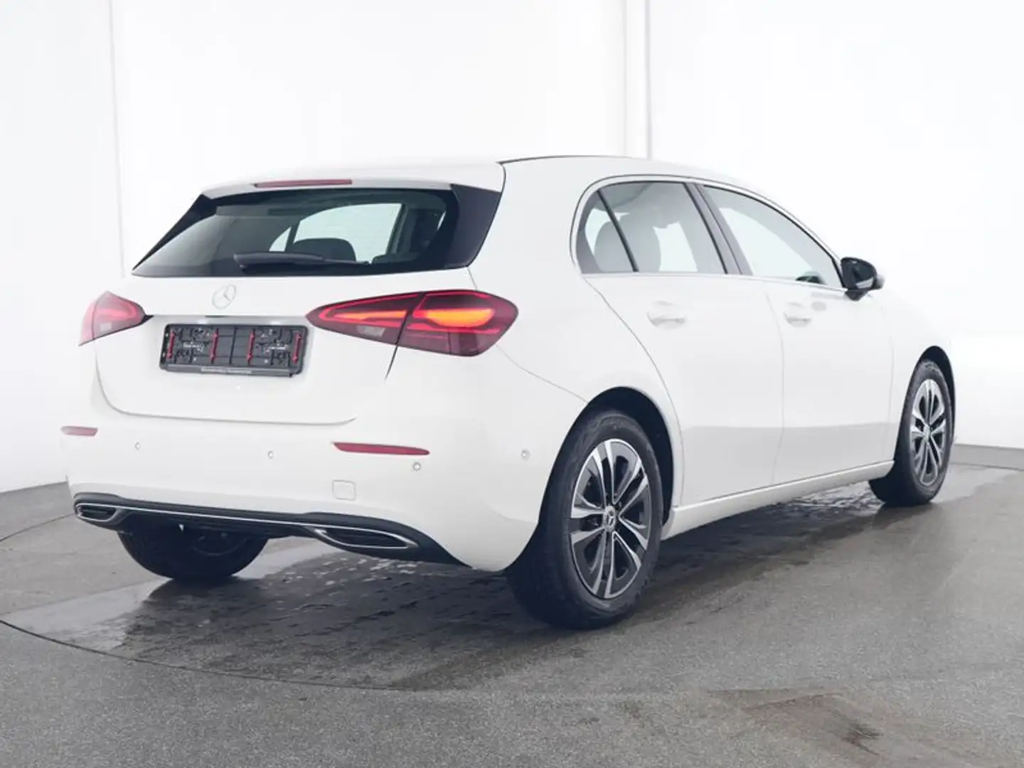 Mercedes-Benz A 200 Progressive Line Advanced*PTS*LED*Navi*SHZ Weiß - 2