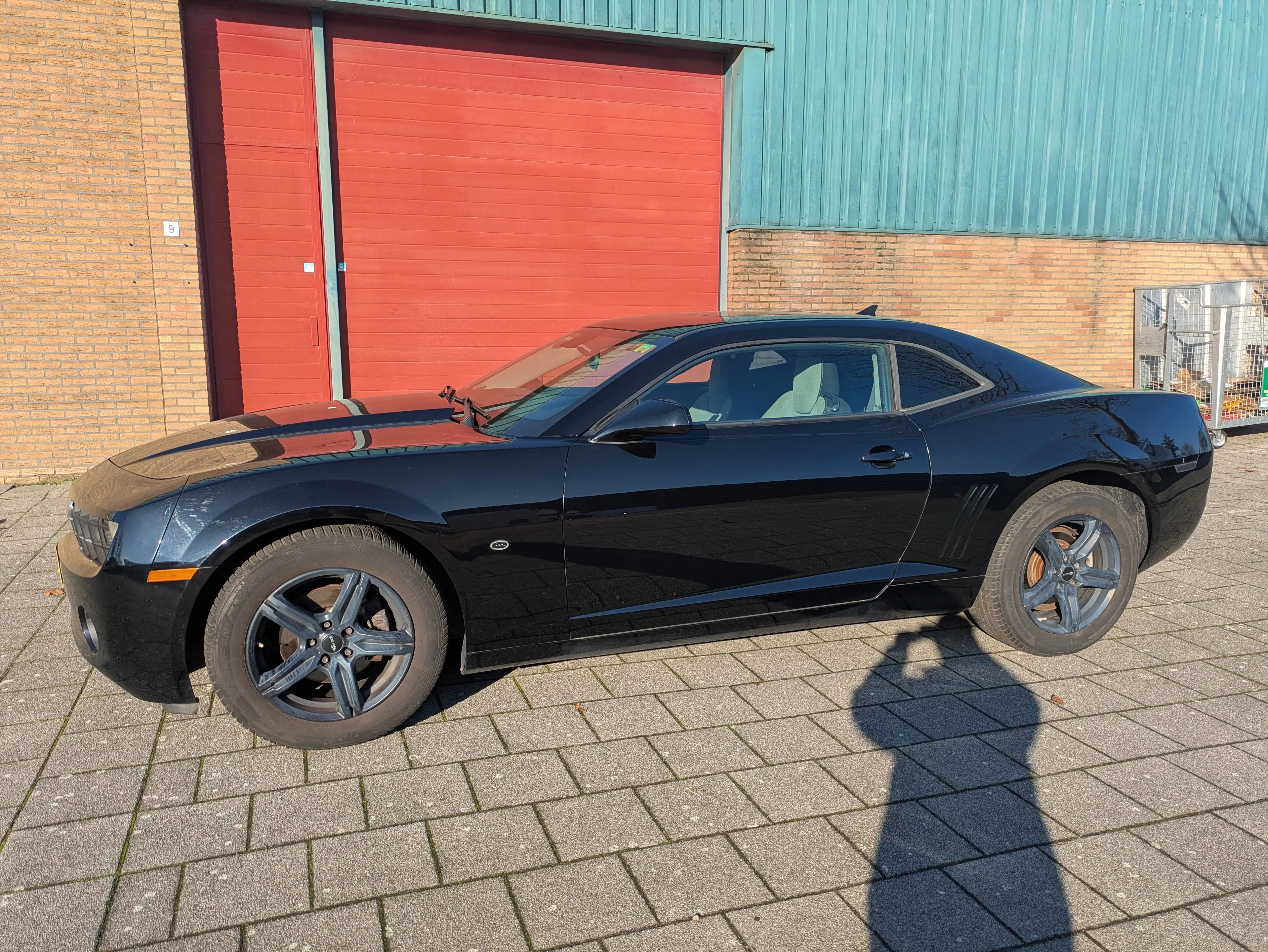 Chevrolet Camaro — photo 2