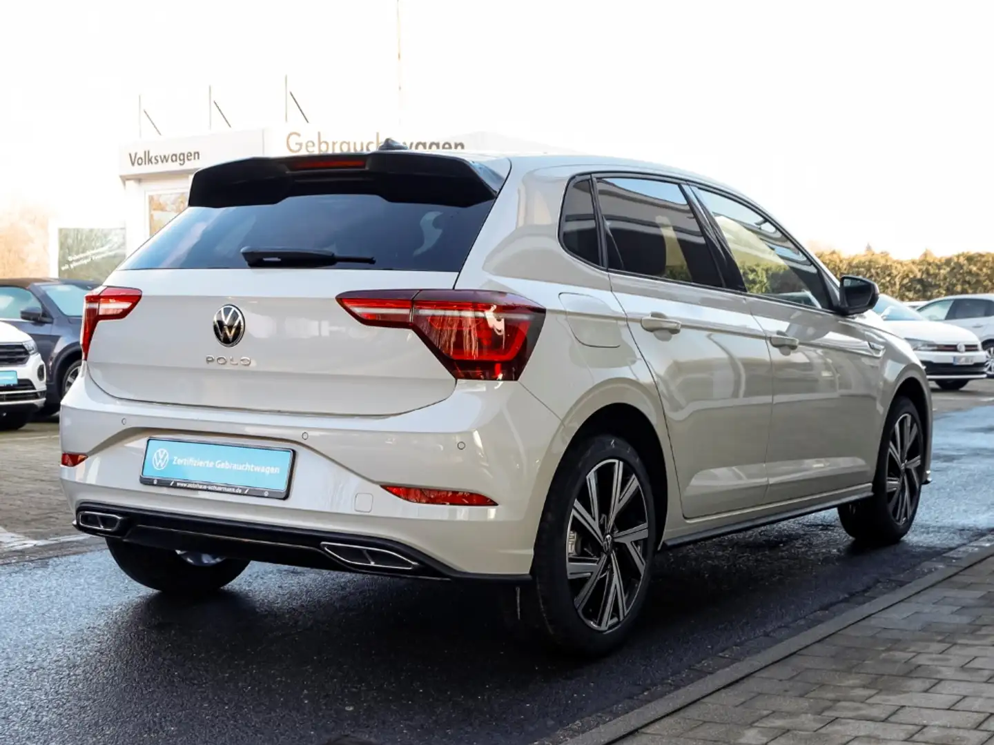 Volkswagen Polo R-Line TSI DSG NAVI LED-MATRIX RFK SHZ PDC Grau - 2