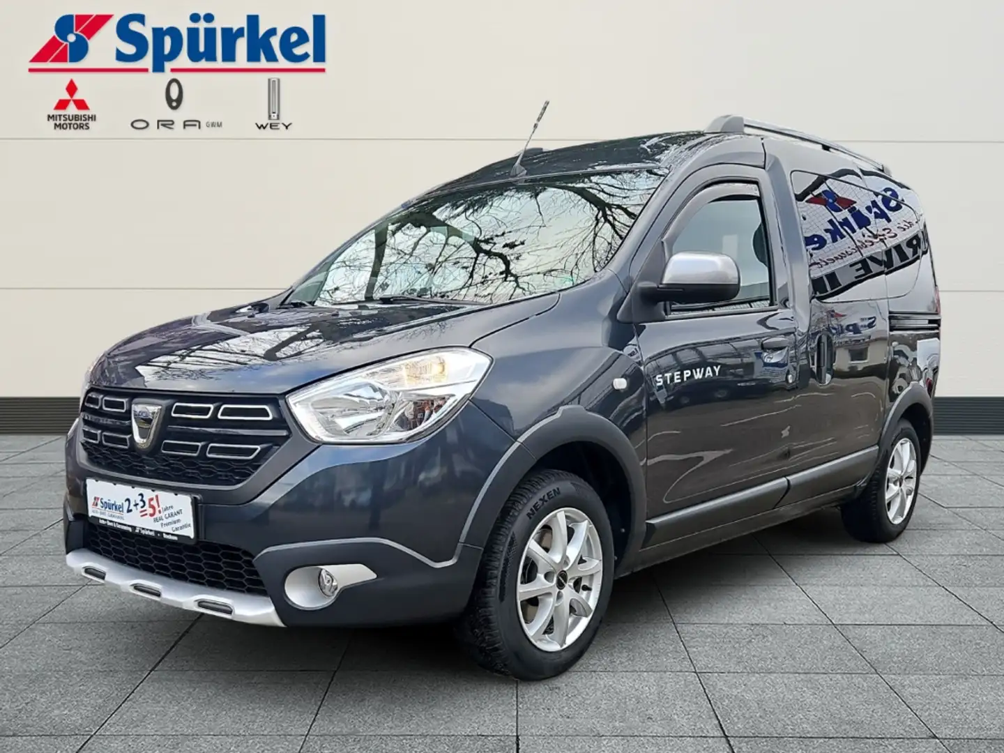 Dacia Dokker Stepway Pro, Navigation, Sitzheizung, PDC Grau - 1
