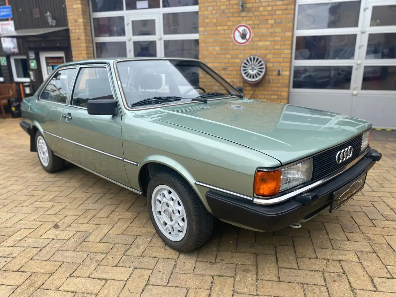 Audi 80