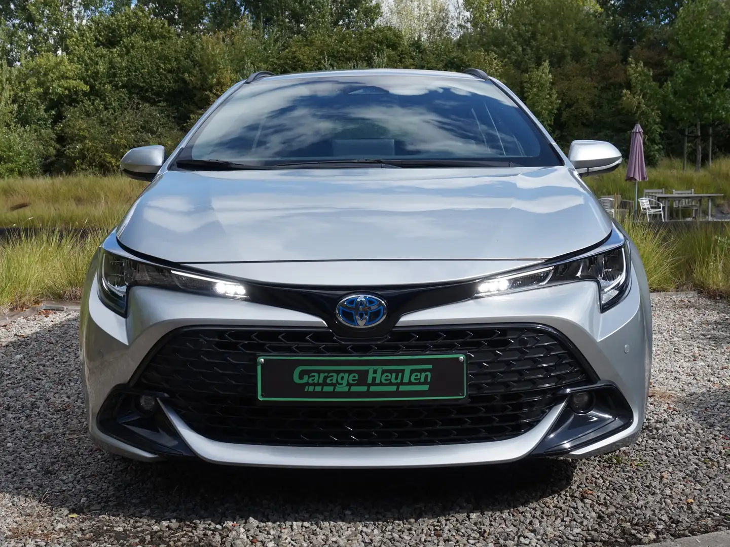 Toyota Corolla TS 1.8 Hybrid Premium e-CVT GPF Gris - 2