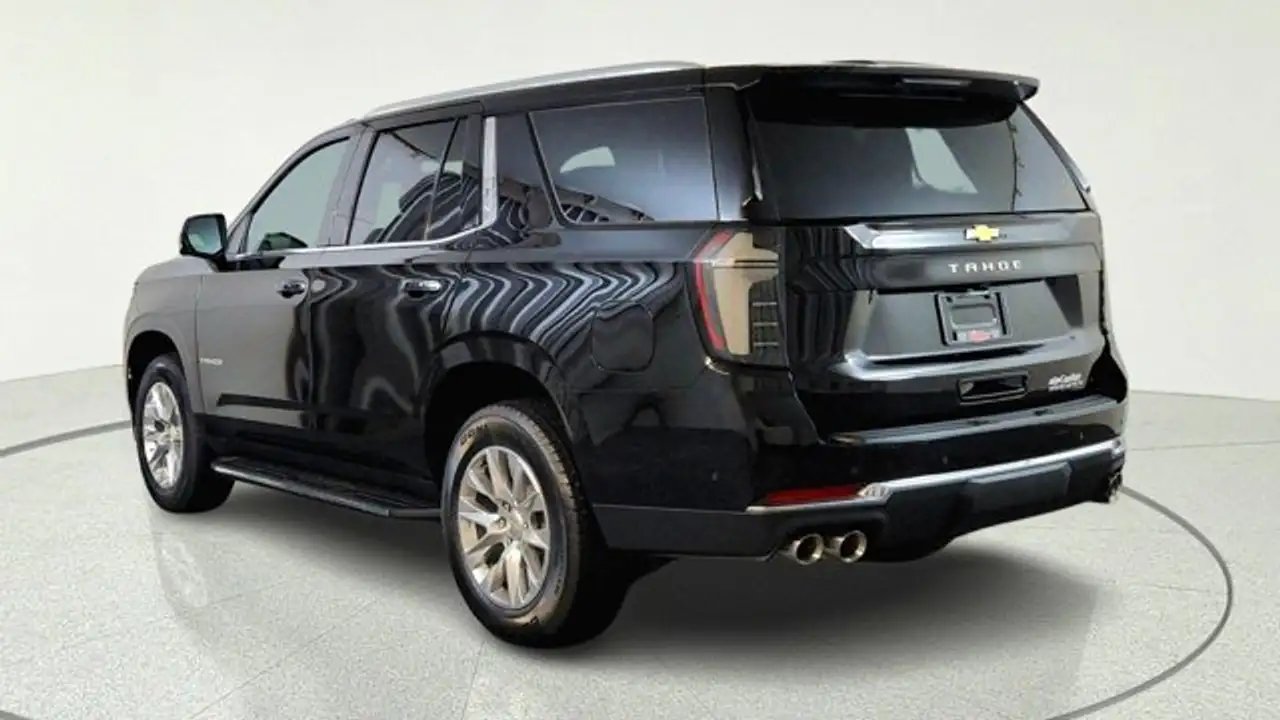 Chevrolet Tahoe снимка Chevrolet Tahoe
